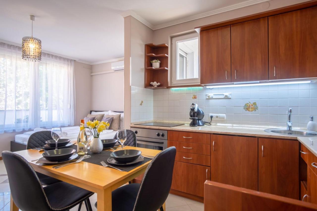 Myflat Belvedere Apartment Шіофок Екстер'єр фото