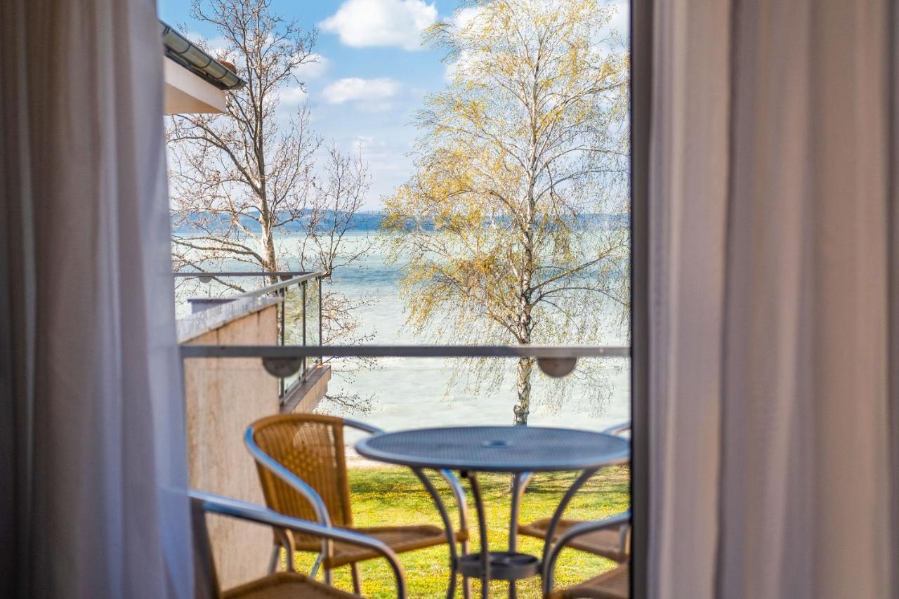 Myflat Belvedere Apartment Шіофок Екстер'єр фото